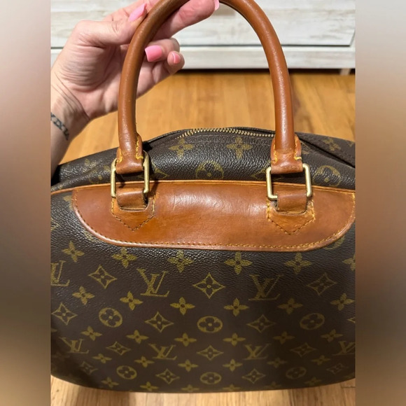 Louis Vuitton Monogram Satchel in Brown and Tan - Picture 3 of 16